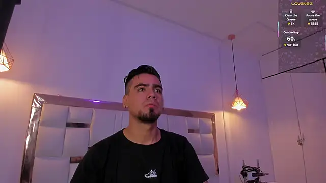 PittAndLunaa online show from 12/05/25, 12:25