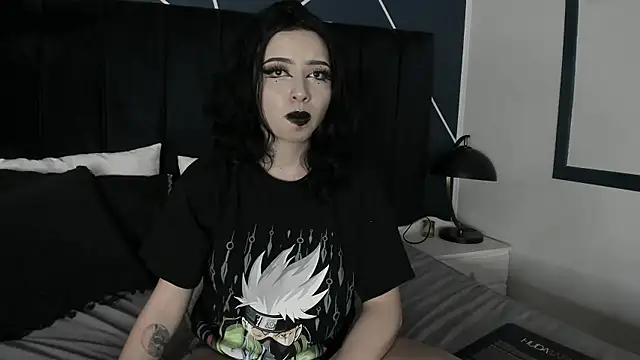 Adeelinee online show from 12/04/24, 11:13