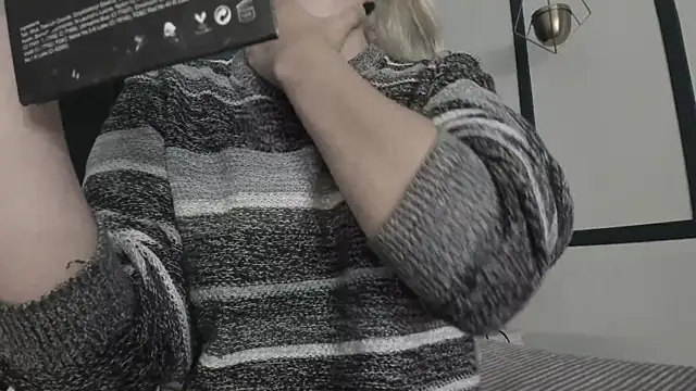 Adeelinee online show from 01/23/25, 07:40