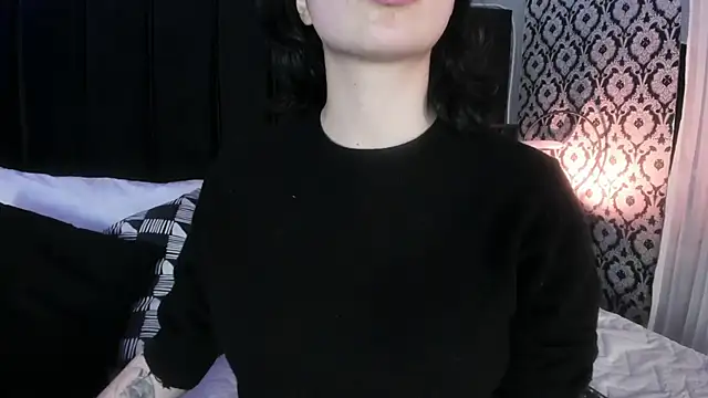 Snapshot of Adeelinee chatting on 03/03/26, 07:53 Adeelinee online show from 03/03/26, 07:53