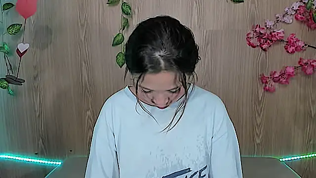 jenelotizz06 online show from 09/14/25, 08:08