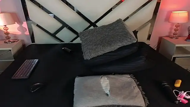 AnyyJones online show from 03/02/25, 03:13