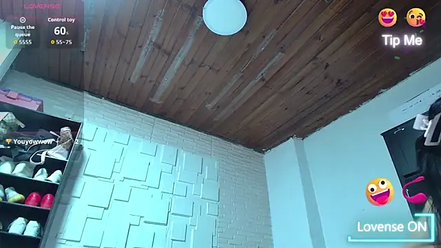 white sexy  online show from 05/09/26, 10:59