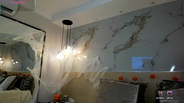 LeaThompson online show from 11/02/25, 10:34