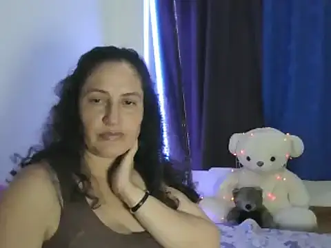 Snapshot of ximenajimenez chatting on 12/24/24, 01:06 ximenajimenez online show from 12/24/24, 01:06