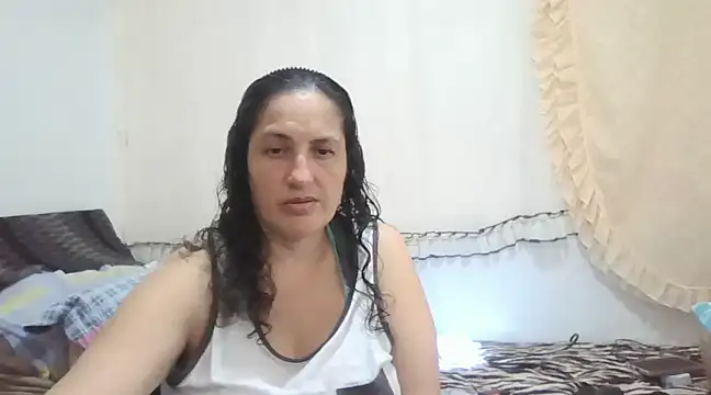 Snapshot of ximenajimenez chatting on 01/18/25, 10:28 ximenajimenez online show from 01/18/25, 10:28