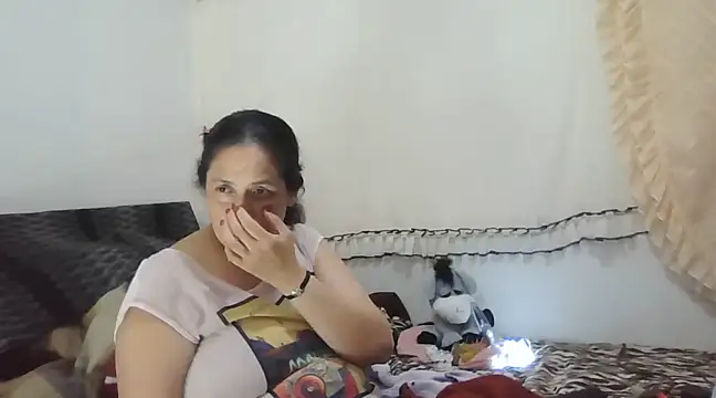 Snapshot of ximenajimenez chatting on 01/27/25, 02:20 ximenajimenez online show from 01/27/25, 02:20