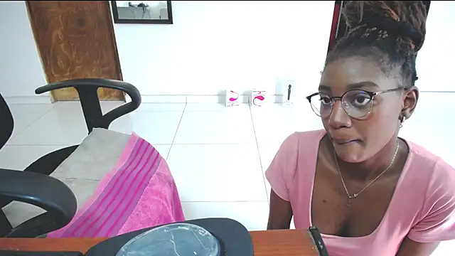 Snapshot of submissive_black_whore chatting on 05/22/26, 02:12 submissive black whore online show from 05/22/26, 02:12