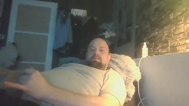 Snapshot of Prehistorixxx2686 chatting on 12/18/25, 12:22 Prehistorixxx2686 online show from 12/18/25, 12:22