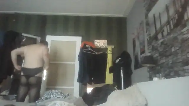 Snapshot of Prehistorixxx2686 chatting on 03/01/26, 09:44 Prehistorixxx2686 online show from 03/01/26, 09:44