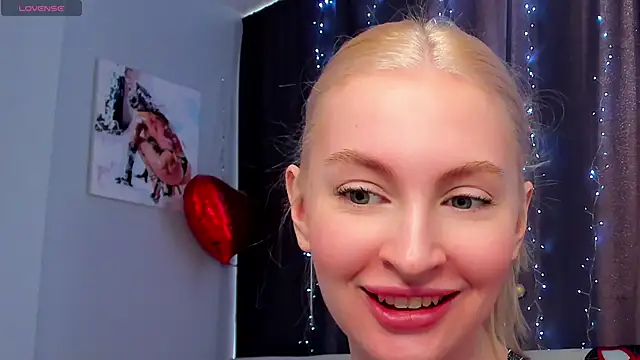 Kimmy powell online show from 10/31/25, 06:58