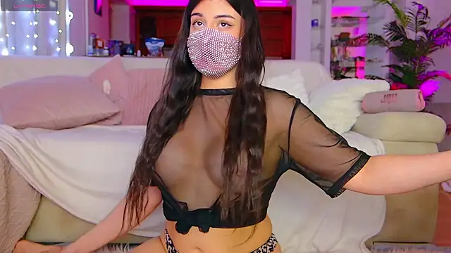 Snapshot of the_sabenna chatting on 02/12/26, 02:23 the sabenna online show from 02/12/26, 02:23