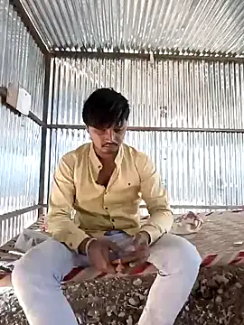 Snapshot of Kartik_bbc_indian chatting on 12/16/24, 09:24 Kartik bbc indian online show from 12/16/24, 09:24