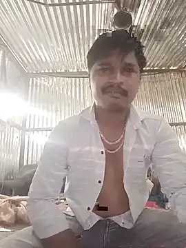 Snapshot of Kartik_bbc_indian chatting on 10/05/25, 10:13 Kartik bbc indian online show from 10/05/25, 10:13