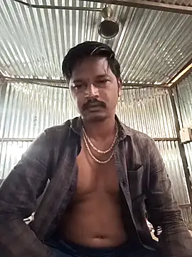 Snapshot of Kartik_bbc_indian chatting on 10/19/25, 04:57 Kartik bbc indian online show from 10/19/25, 04:57