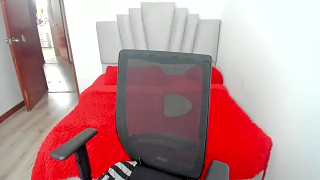 Snapshot of samantha__wilson chatting on 03/03/26, 07:42 samantha wilson online show from 03/03/26, 07:42