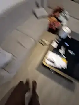 Snapshot of PlasticSurface727 chatting on 09/23/25, 04:10 PlasticSurface727 online show from 09/23/25, 04:10