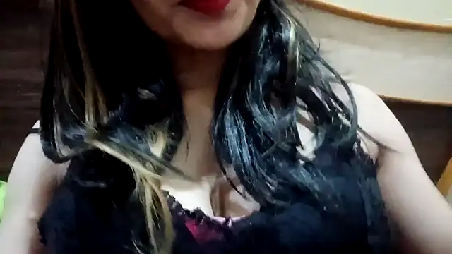Snapshot of Jatti_punjab_di chatting on 04/17/26, 07:33 Jatti punjab di online show from 04/17/26, 07:33
