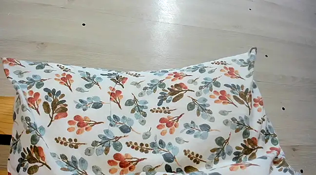 CRISTIINA37 online show from 12/04/24, 05:00