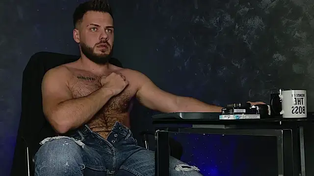 juliusmasters online show from 11/30/25, 08:02