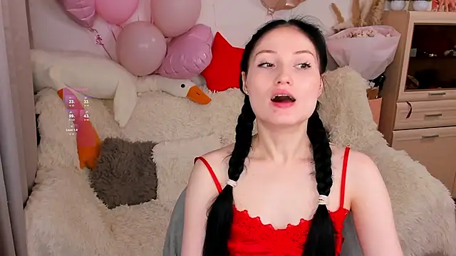 Snapshot of LisaMooore chatting on 02/06/26, 07:39 LisaMooore online show from 02/06/26, 07:39