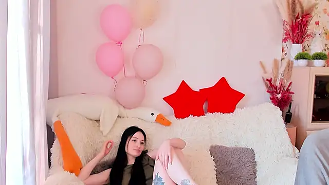 Snapshot of LisaMooore chatting on 03/06/26, 06:10 LisaMooore online show from 03/06/26, 06:10