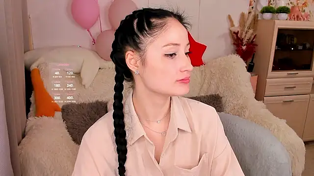 Snapshot of LisaMooore chatting on 03/10/26, 08:47 LisaMooore online show from 03/10/26, 08:47