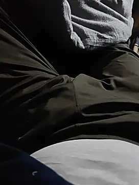 Snapshot of Rahul_sharma_horny chatting on 02/22/25, 08:31 Rahul sharma horny online show from 02/22/25, 08:31