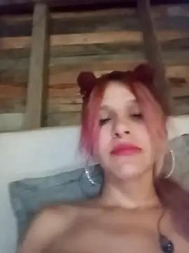 KeylacabreraC online show from 11/06/25, 01:17