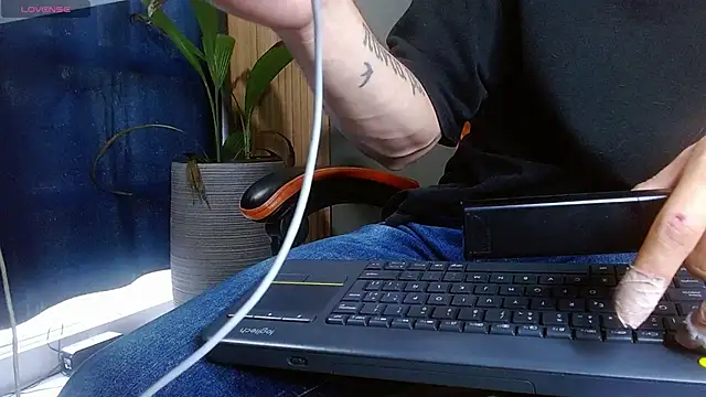 Mr WhiteCock online show from 11/03/25, 08:21