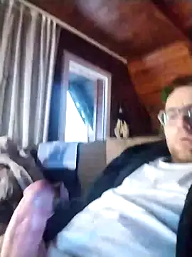 tomee83 online show from 12/03/25, 06:43