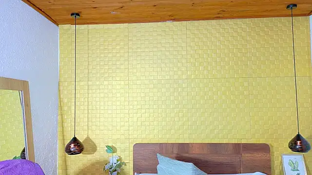 Squirter pussybomb online show from 12/12/24, 03:21