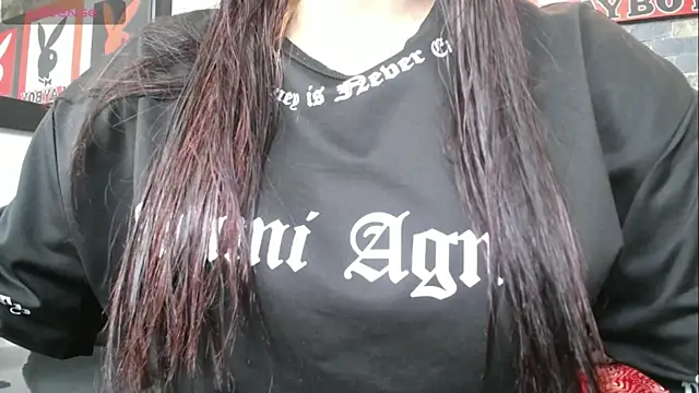 dayadubey  online show from 06/25/26, 11:26