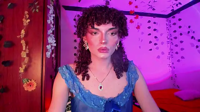 Snapshot of lucianromero chatting on 03/06/26, 05:04 lucianromero online show from 03/06/26, 05:04