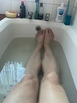 Snapshot of Russell1508 chatting on 03/11/26, 07:58 Russell1508 online show from 03/11/26, 07:58