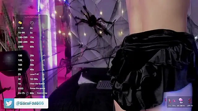 Sara Foxx1 online show from 10/31/25, 08:10