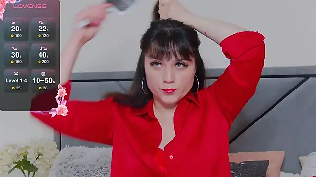 BellaHillss online show from 03/17/25, 08:07