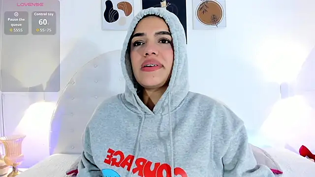 Umarani  online show from 11/28/25, 06:32