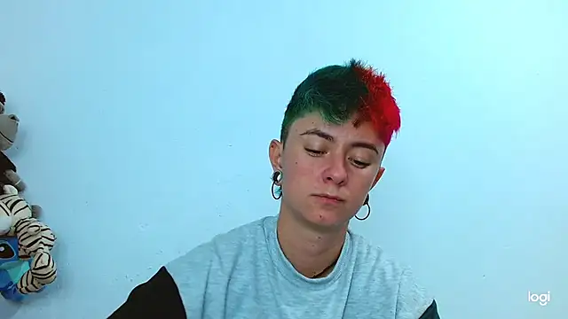 tomboyblue online show from 02/22/25, 03:45