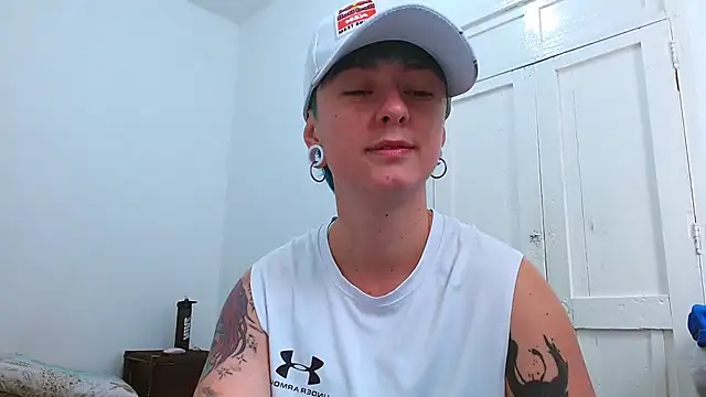 tomboyblue online show from 02/12/26, 03:18