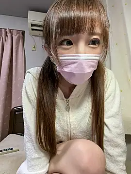 Snapshot of shihori_s2 chatting on 11/12/25, 01:00 shihori s2 online show from 11/12/25, 01:00