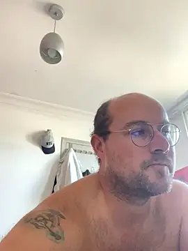 porompomperro online show from 10/14/25, 01:12