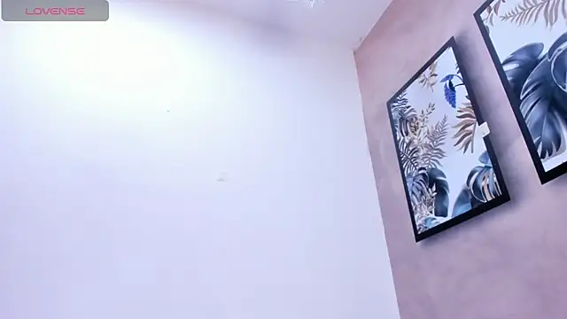 DahianaLincoln online show from 10/10/25, 11:48