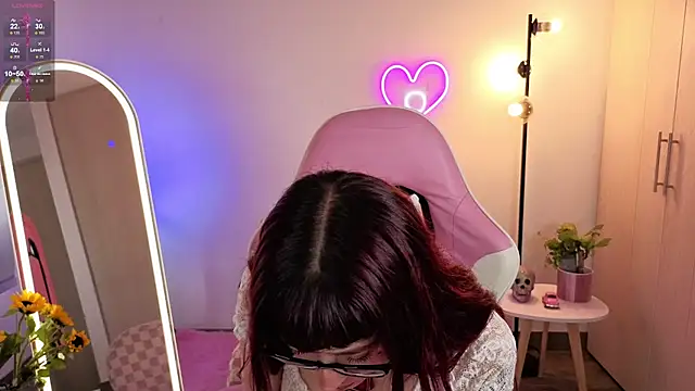 violet ch online show from 06/16/26, 08:33