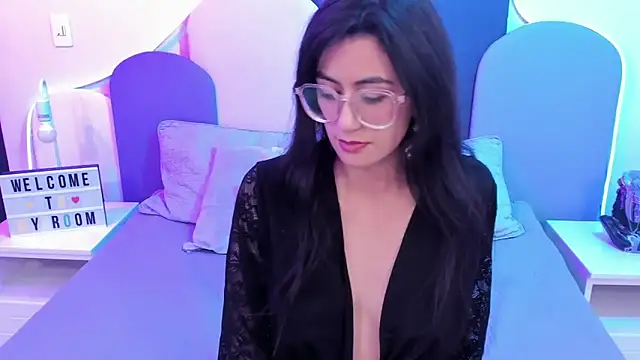 SophieGomez22 online show from 02/07/25, 04:14