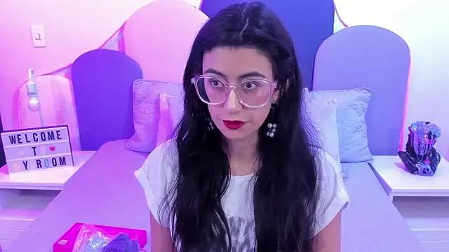 SophieGomez22 online show from 02/09/25, 11:25