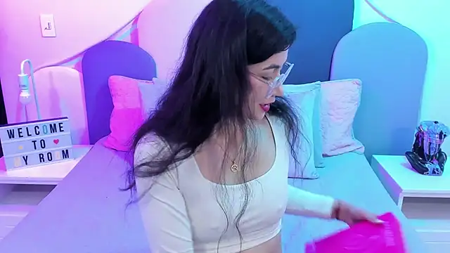 SophieGomez22 online show from 02/15/25, 11:17