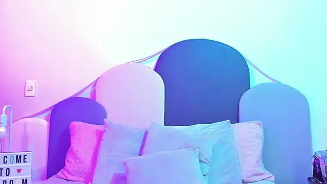 SophieGomez22 online show from 02/15/25, 02:22