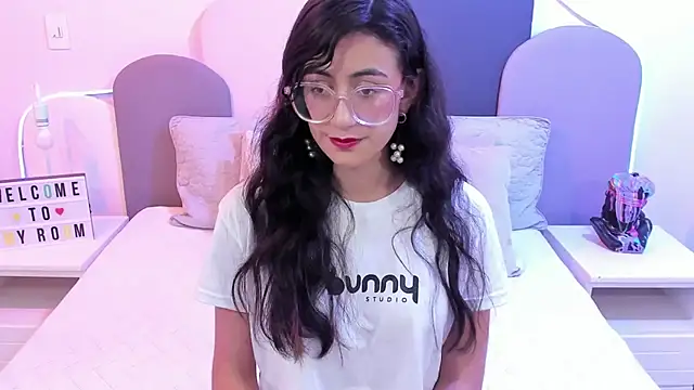 SophieGomez22 online show from 03/15/25, 11:40