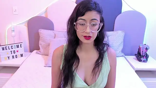 SophieGomez22 online show from 03/17/25, 11:42